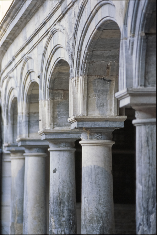 Partie haute de colonnade