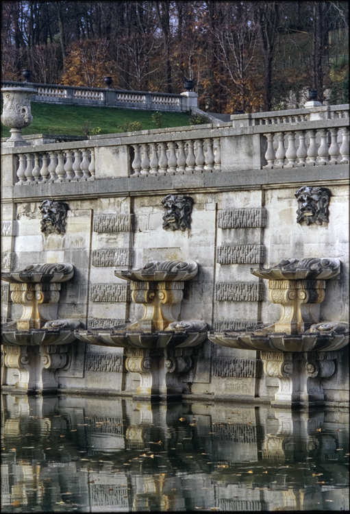 Le bassin en fer à cheval