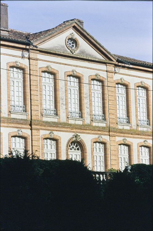 Façade