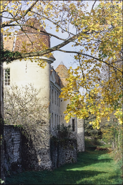 Façade ; Tour ; Soubassement