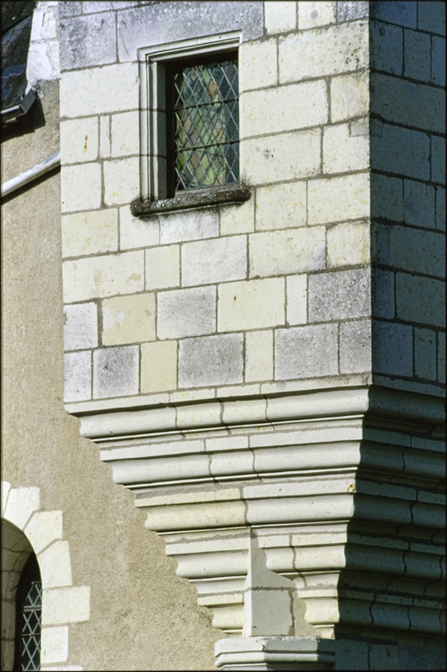 Partie du mur de la chapelle, cour Est