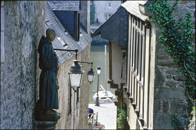 Statue de saint Goustan