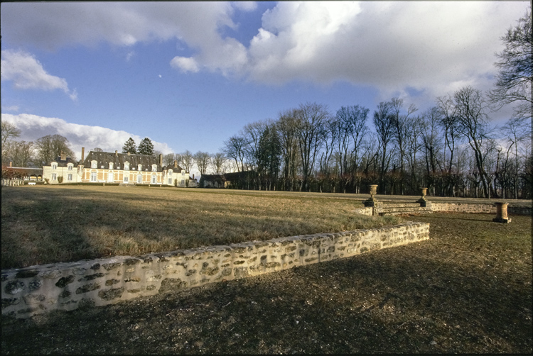 Château du Tertre (également sur commune de Saint-Martin-du-Vieux-Bellême)