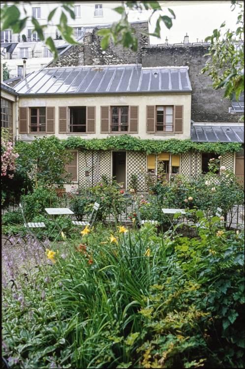 Façade et jardin