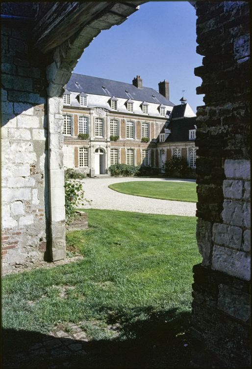 Façade, vue partielle