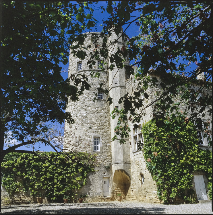 Vue partielle de la façade (tour)