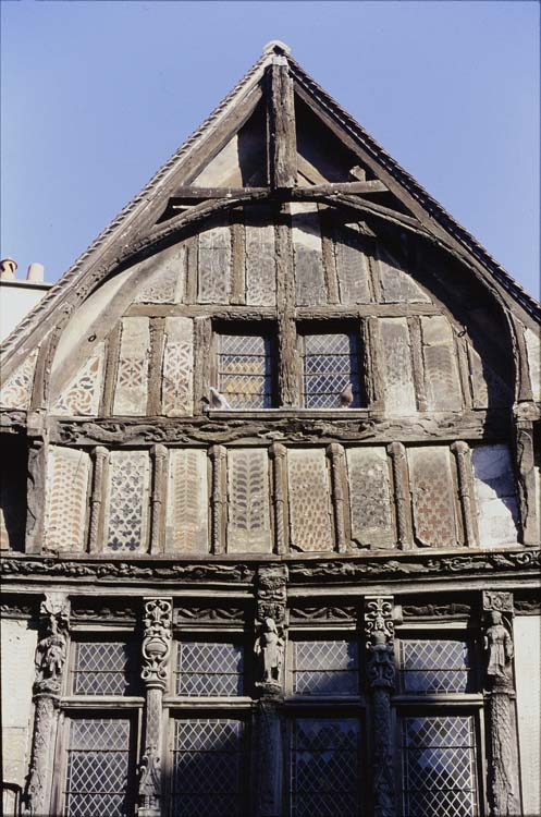 Façade à pans de bois