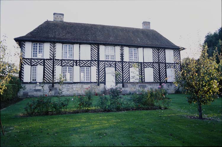 Façade sur jardin