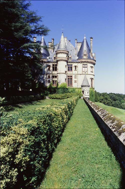 Façade est et terrasse