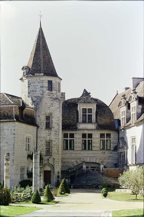 Façade est : tour