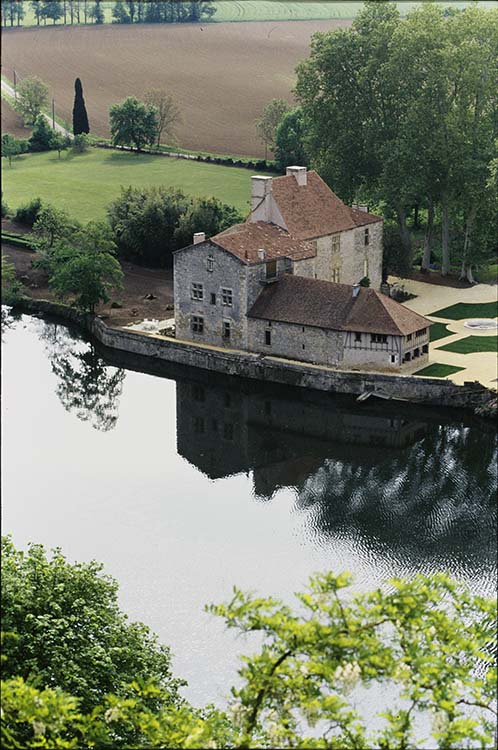 Vue générale du château et du Lot