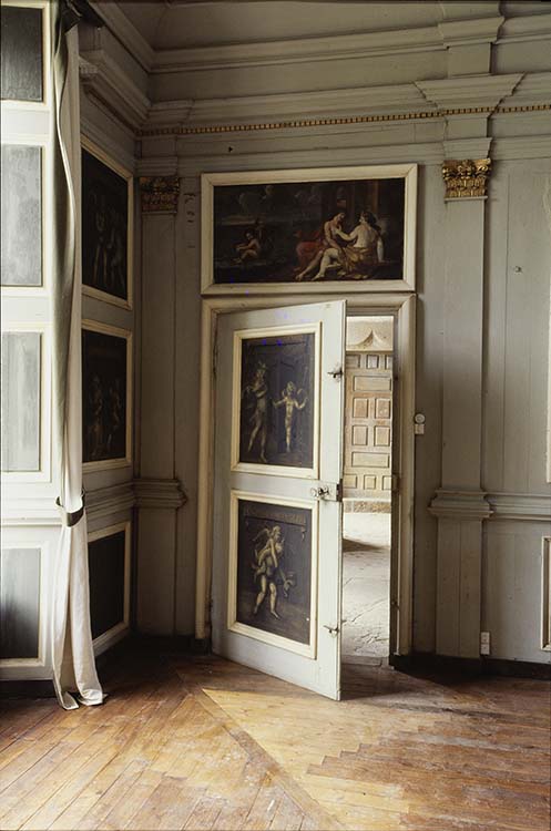 Grand salon : décor peint