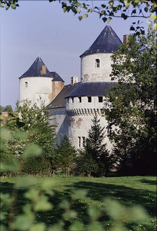 Façade sud-ouest : tours