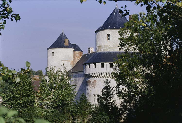 Façade sud-ouest : tours