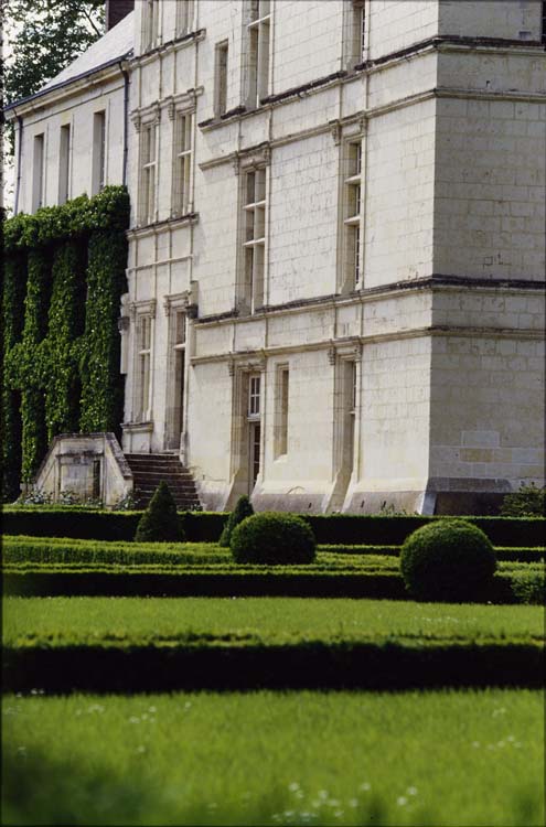 Façade sud ; Jardin