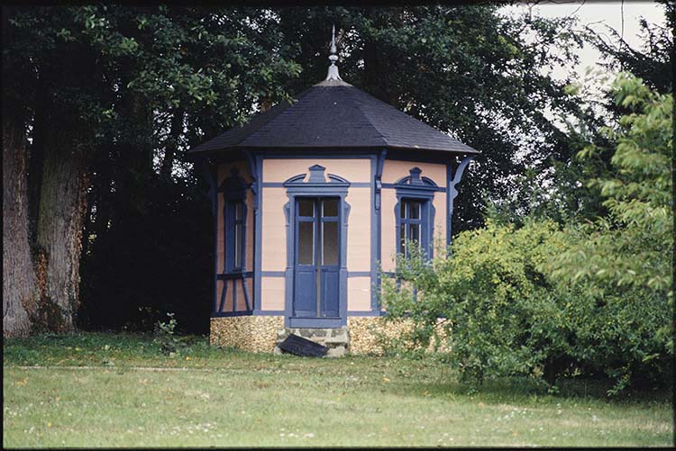 Parc : pavillon