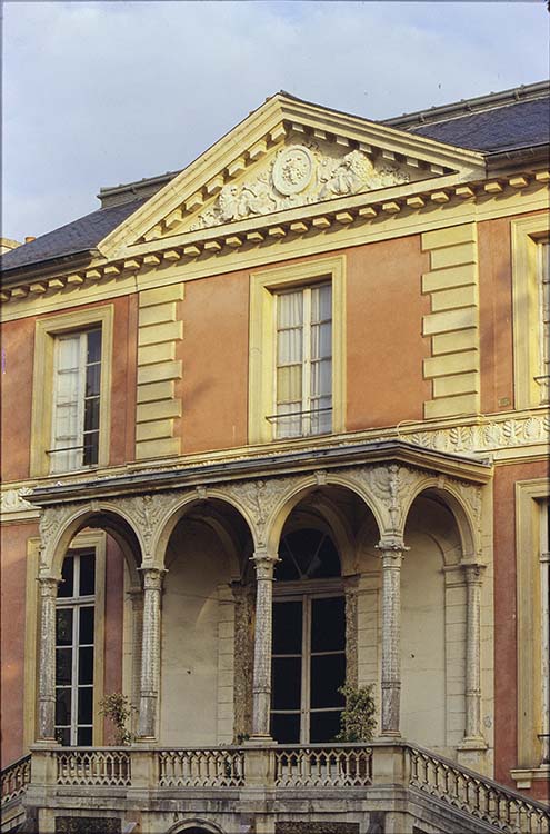 Façade ouest sur le parc