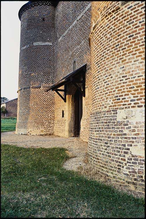 Façade ouest : entrée