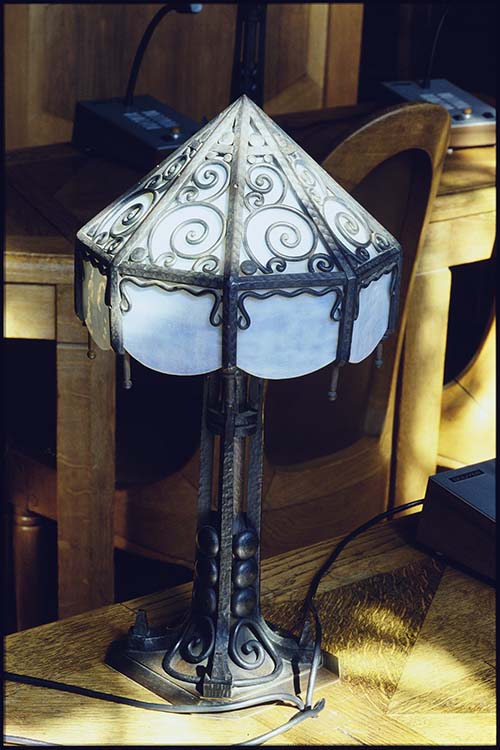 Salle du Conseil : lampe