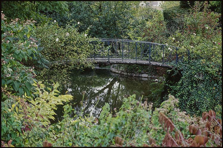 Plan d’eau ; Pont