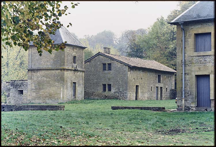 Pigeonnier ; Bâtiment sud-est