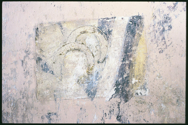 Chapelle Notre-Dame (nord), sondage mur nord ; peinture monumentale : visages (détail)