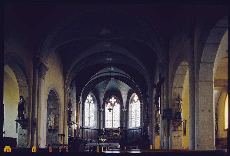 Eglise Saint-Oyen, vue de la nef centrale et du choeur