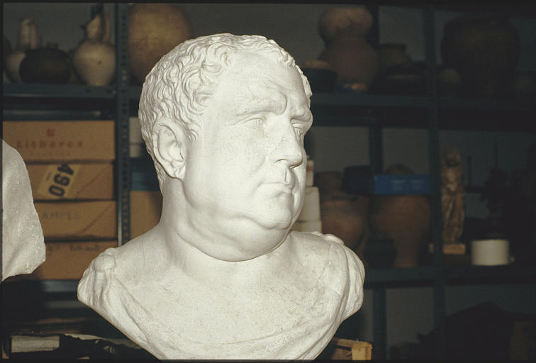 Buste : 'Portrait de Brutus', plâtre ; 1790 (trois quart, droite)