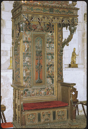 Trône de célébrant, dais : bois sculpté, polychrome (vue d'ensemble)