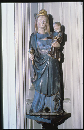 Groupe sculpté : 'Vierge à l'Enfant', pierre sculptée, peinte - © Ministère de la Culture (France), Médiathèque du patrimoine et de la photographie, diffusion RMN-GP