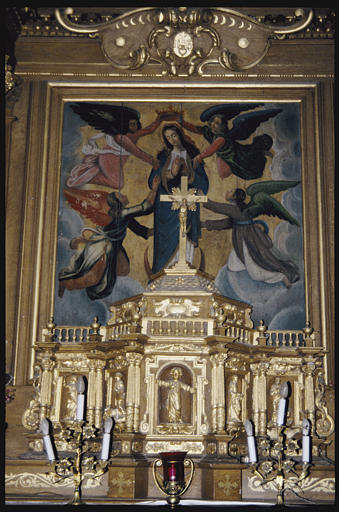 Choeur ; retable, tableau, tabernacle : 'L'Assomption de la Vierge', Vierge couronnée par quatre anges, tabernacle en bois doré, à coupole, colonnettes, niches, statuettes (détail)
