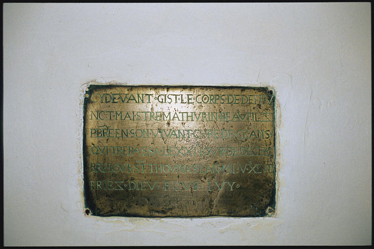 Plaque funéraire : de Mathurin Beaufils, cuivre gravé ; 1547