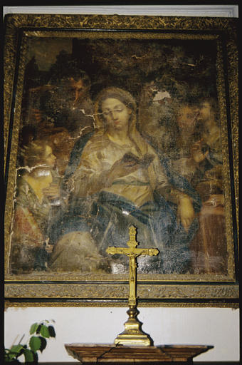 Autel latéral nord ; tableau 'Vierge en prière', assise, lisant un livre, saint Joseph regardant par dessus son épaule, enfants ou anges ; avant restauration (détail)