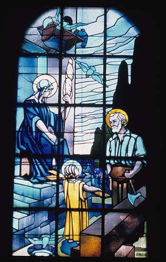 Verrière : 'La Sainte Famille', Marie filant la laine, le Christ enfant présente une petite croix à Joseph, style Art Déco