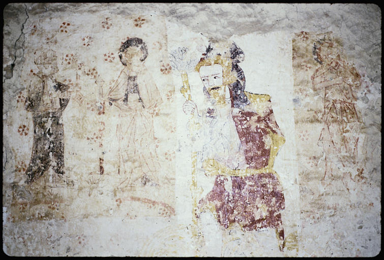 Chapelle (ancienne), mur nord ; peinture monumentale : 'Saint Pierre, saint Paul, et saint Christophe portant le Christ' ; en cours de restauration