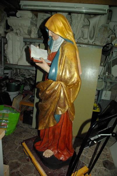 statue : sainte Anne, vue générale