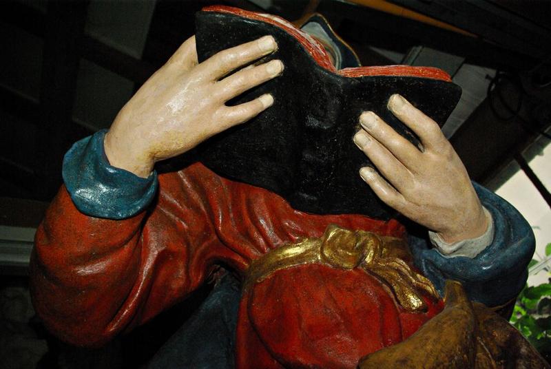 statue : sainte Anne, détail
