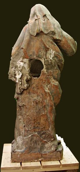 statue : sainte Anne, vue générale de dos