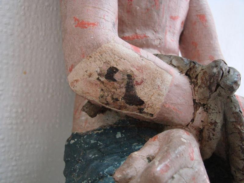 statue : Christ aux liens, détail