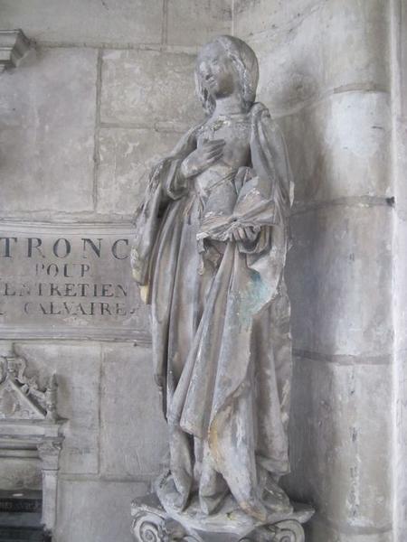 statue : sainte Agathe, vue générale