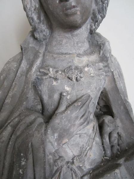 statue : sainte Agathe, détail