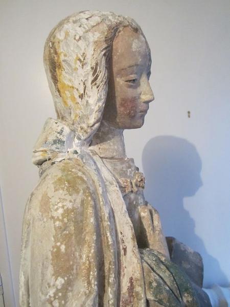 statue : sainte Agathe, vue partielle