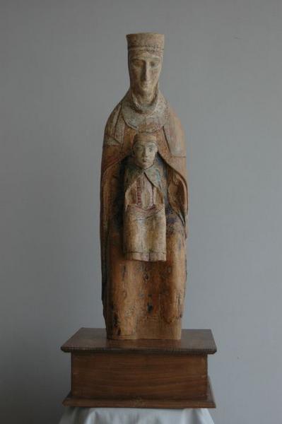 statue : Vierge à l'enfant, vue générale