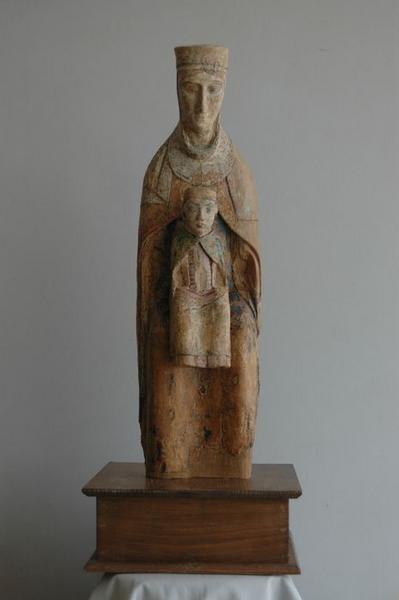 statue : Vierge à l'enfant, vue générale