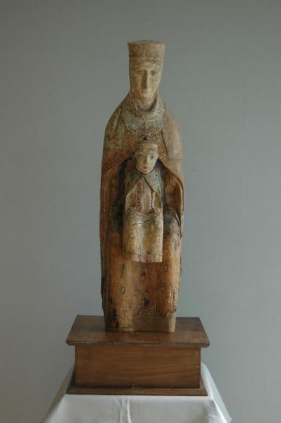 statue : Vierge à l'enfant, vue générale