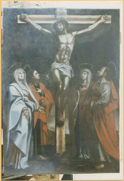 tableau d'autel : Le Christ en croix entouré de la Vierge, saint Jean, saint Julien et sainte Basilisse, vue générale - © Ministère de la Culture (France), Médiathèque du patrimoine et de la photographie, tous droits réservés