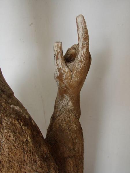 statue : Saint Evêque bénissant, détail