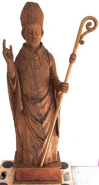 statue : Saint Evêque bénissant, vue générale