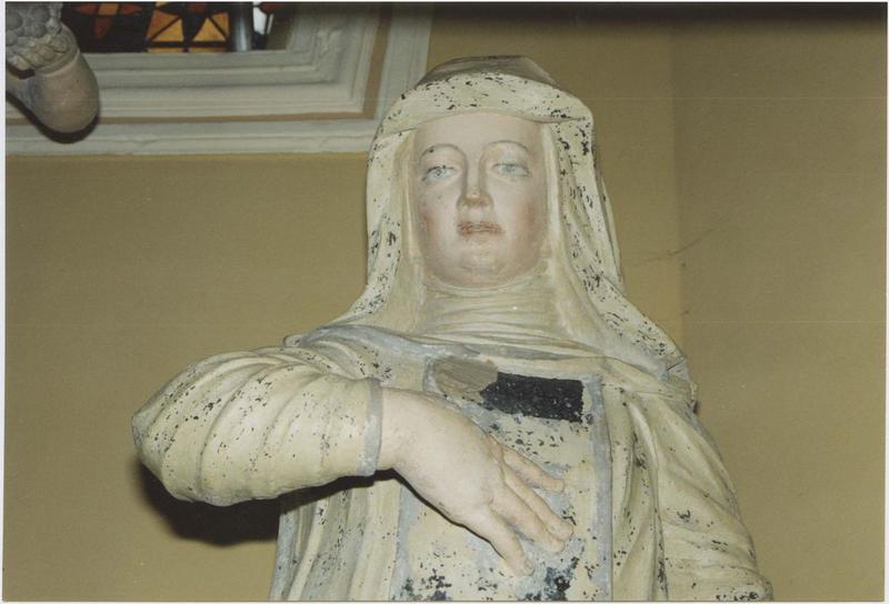 statue : Sainte Scholastique, vue partielle