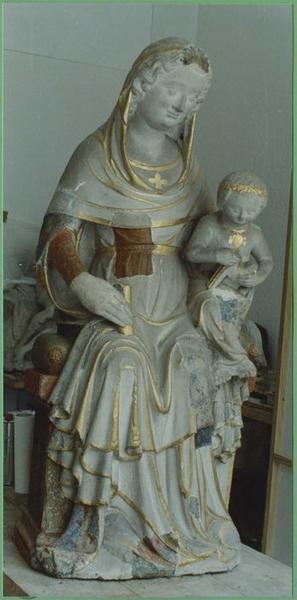 statue : Vierge à l'Enfant assise, vue générale